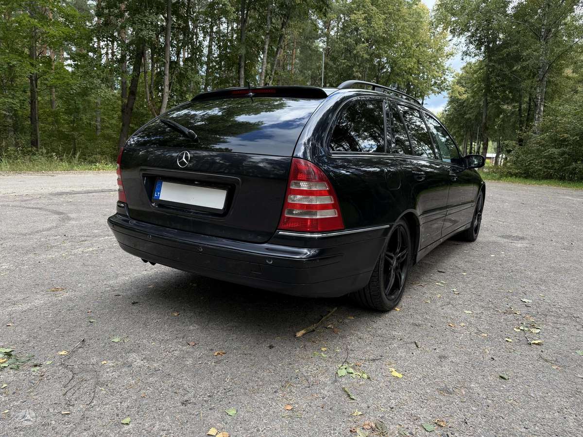 Mercedes-Benz C220 2006 — photo 5
