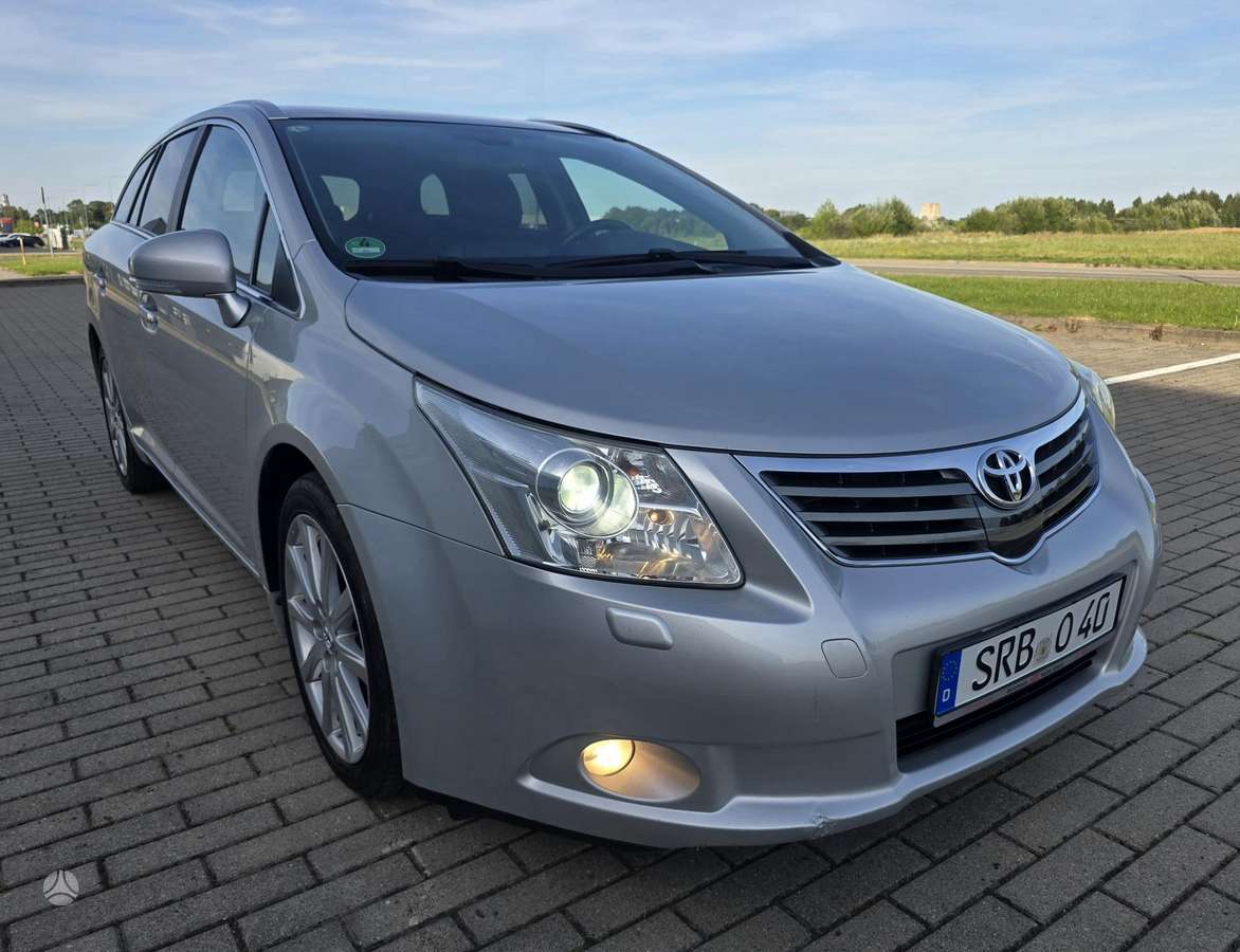 Toyota Avensis 2009 — photo 7