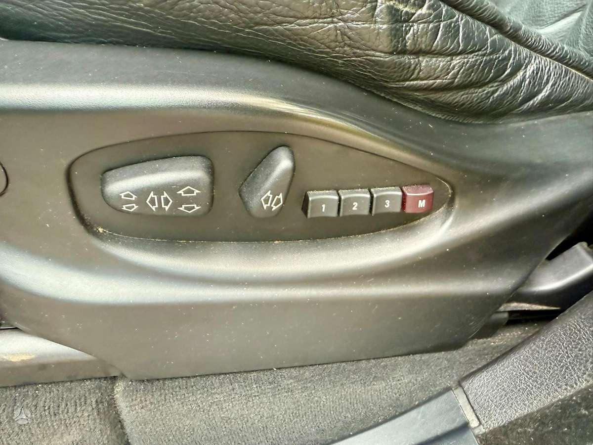 BMW X5 2005 — photo 20