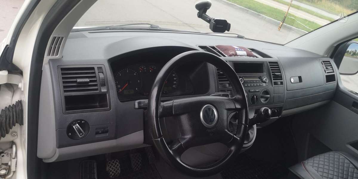 Volkswagen Transporter 2007 — photo 5
