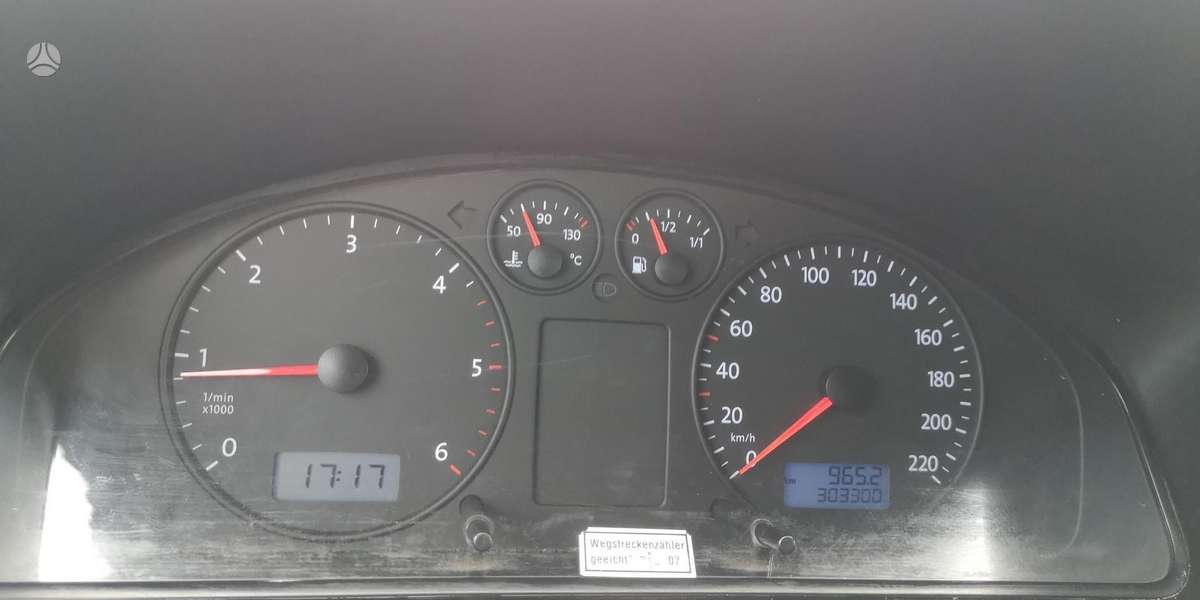 Volkswagen Transporter 2007 — photo 8