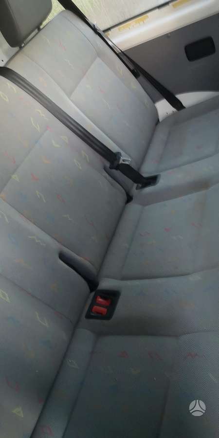 Volkswagen Transporter 2007 — photo 9