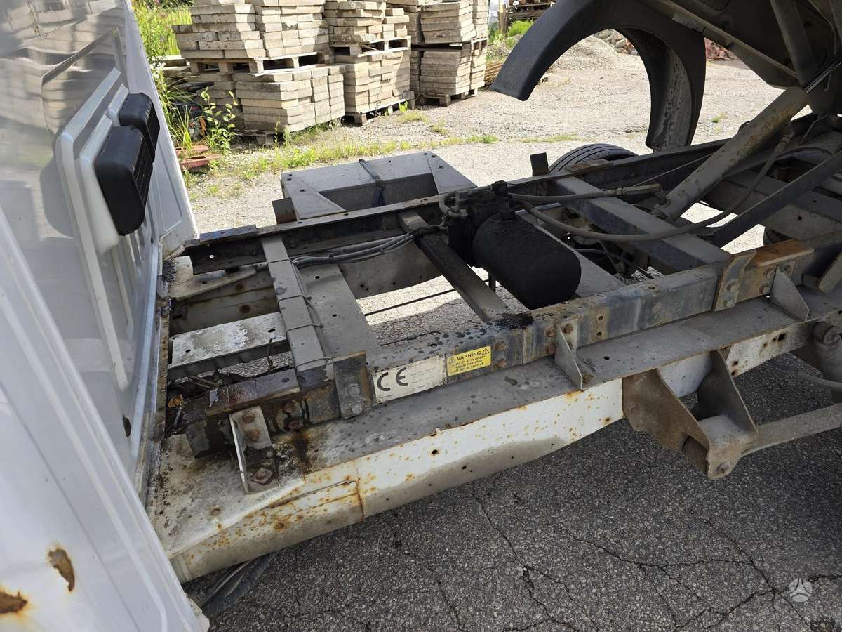 Ford Transit 2011 — photo 11