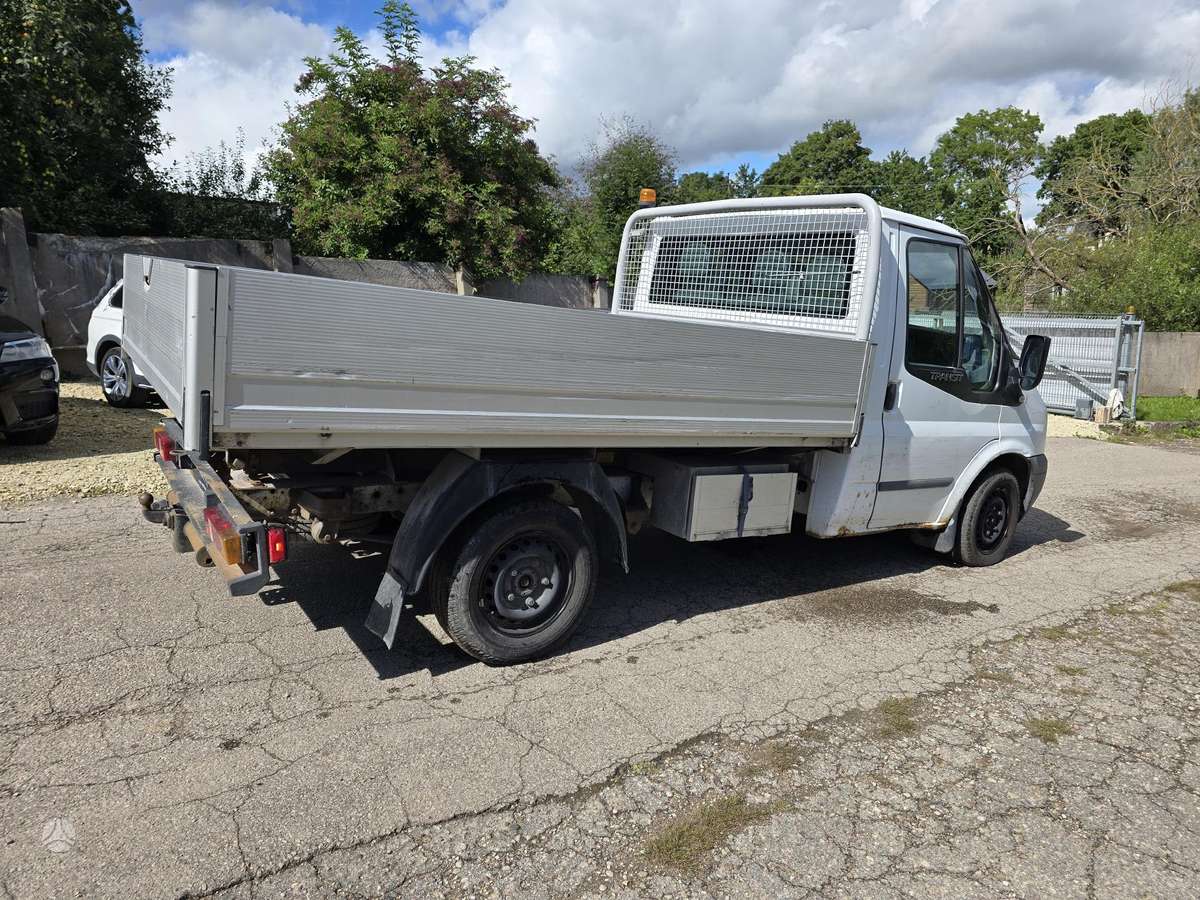 Ford Transit 2011 — photo 17