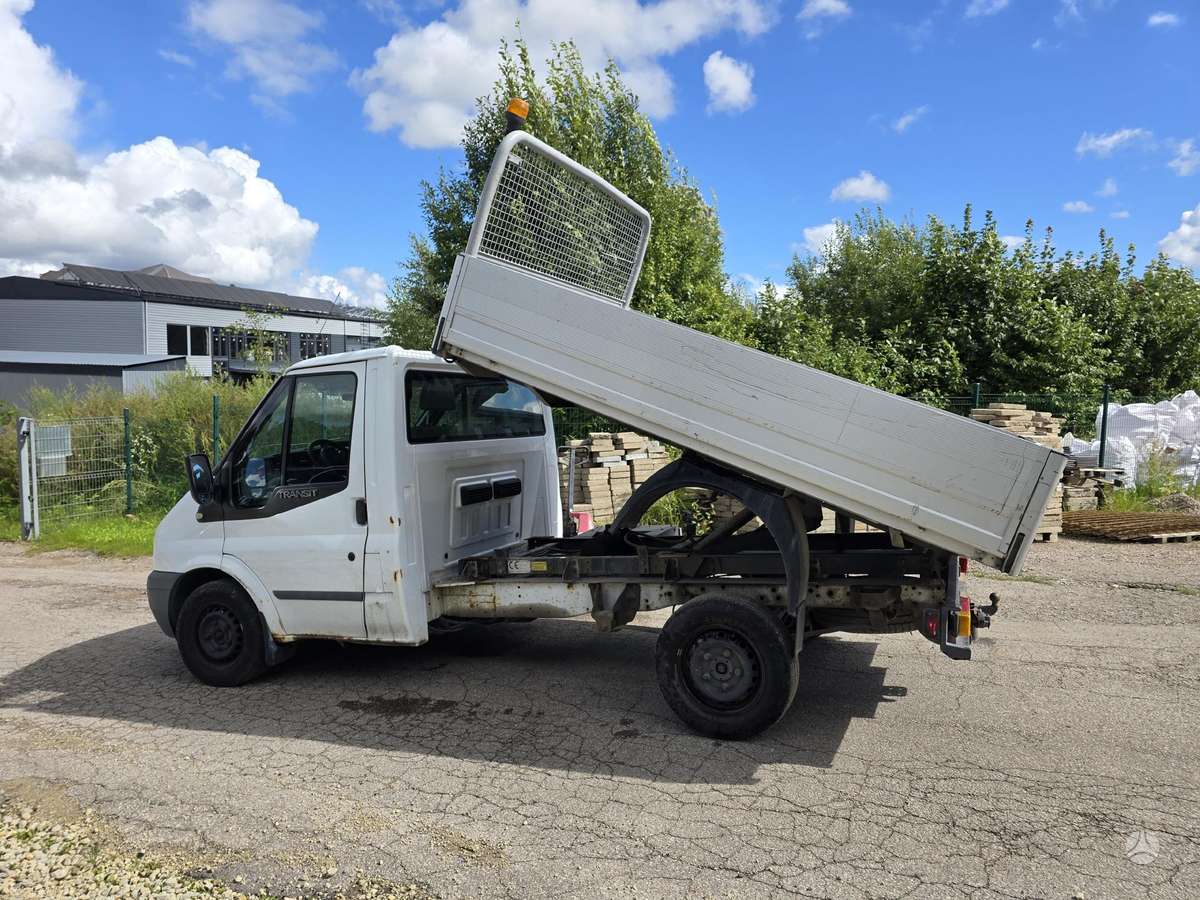 Ford Transit 2011 — engine 2200 cm³, 116 HP (85kW)