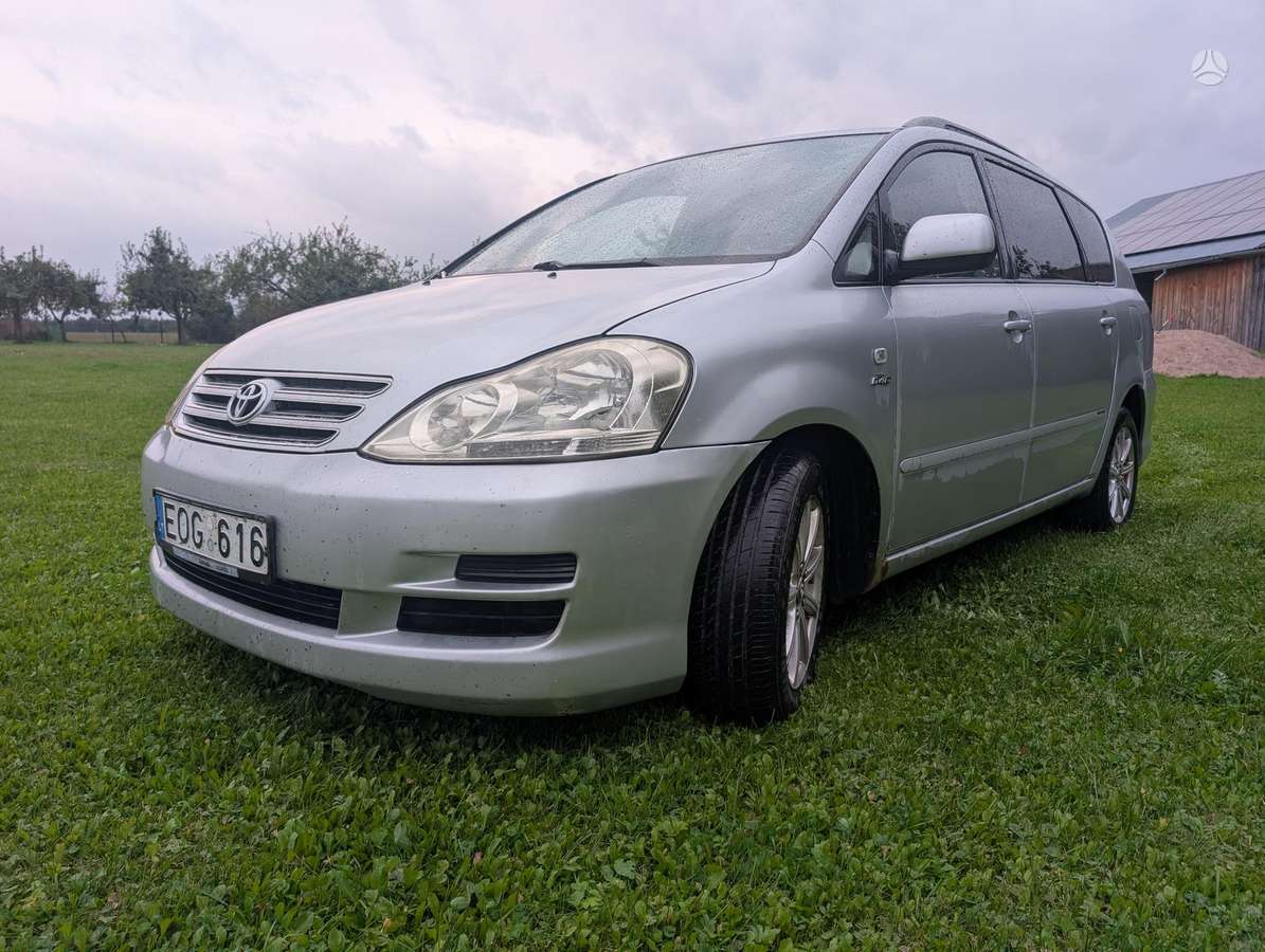 Toyota Avensis 2005 — авто для ЗСУ з Європи