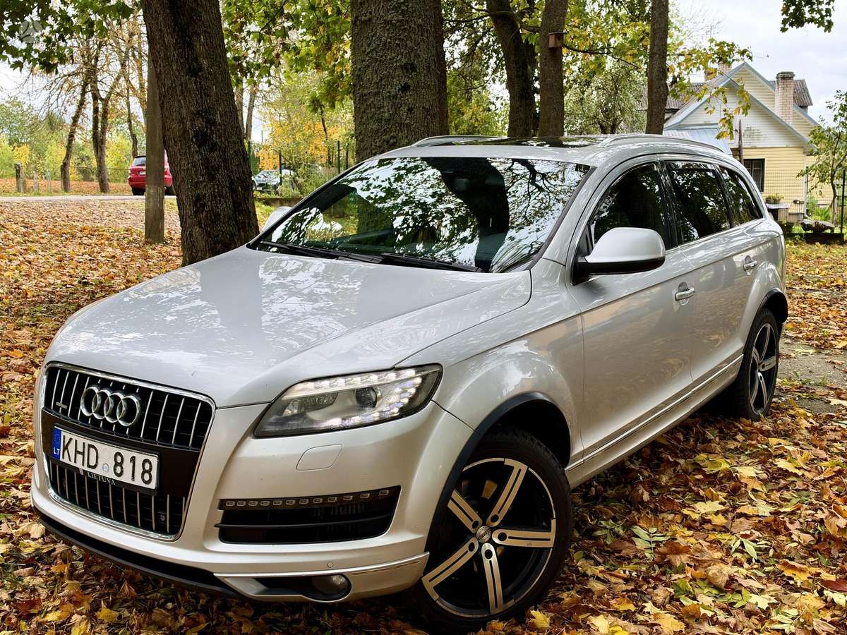Audi Q7 2010 — engine 4134 cm³, 340 HP (250kW)