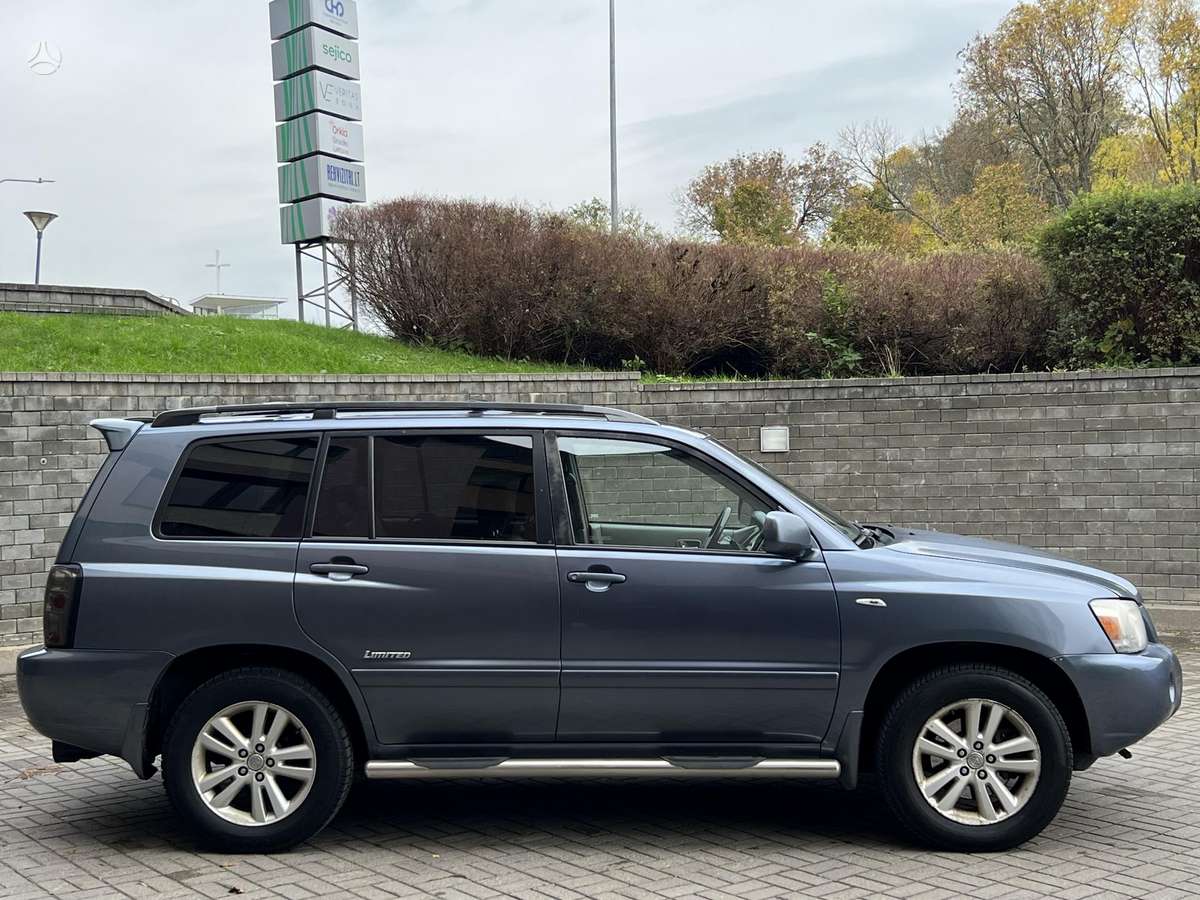 Toyota Highlander 2007 — interior
