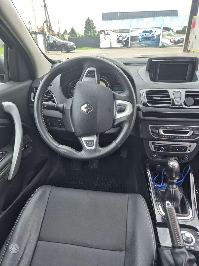 Renault Megane 2012 — photo 12