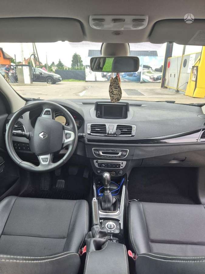 Renault Megane 2012 — engine 1461 cm³, 110 HP (81kW)