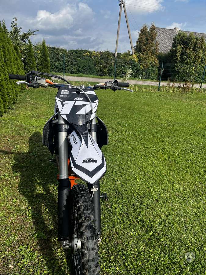 KTM SX 2015 — вигляд ззаду