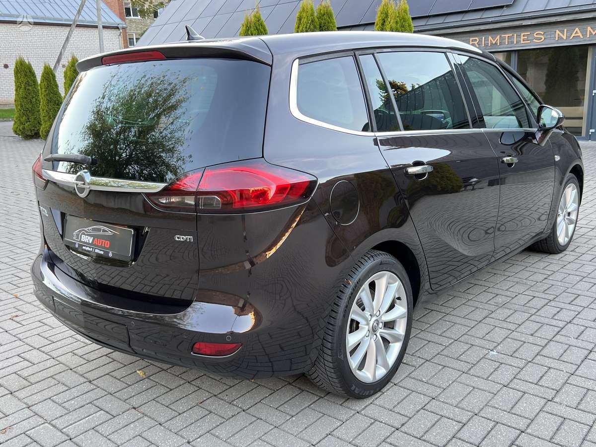 Opel Zafira 2012 — фото 26