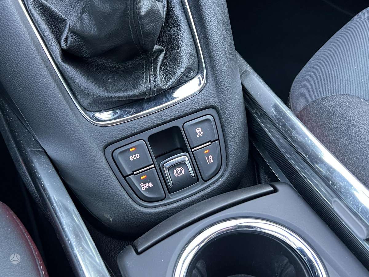 Opel Zafira 2012 — фото 43