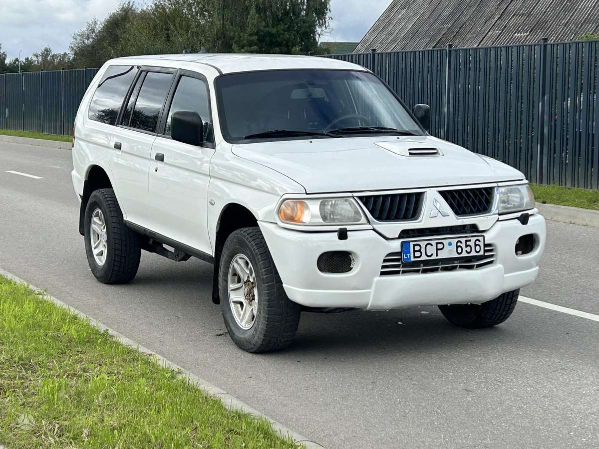 Mitsubishi Pajero 2005 — авто для ЗСУ з Європи