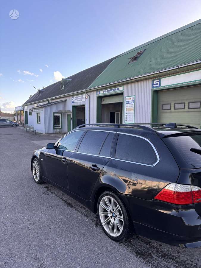 BMW 525 2004 — photo 8