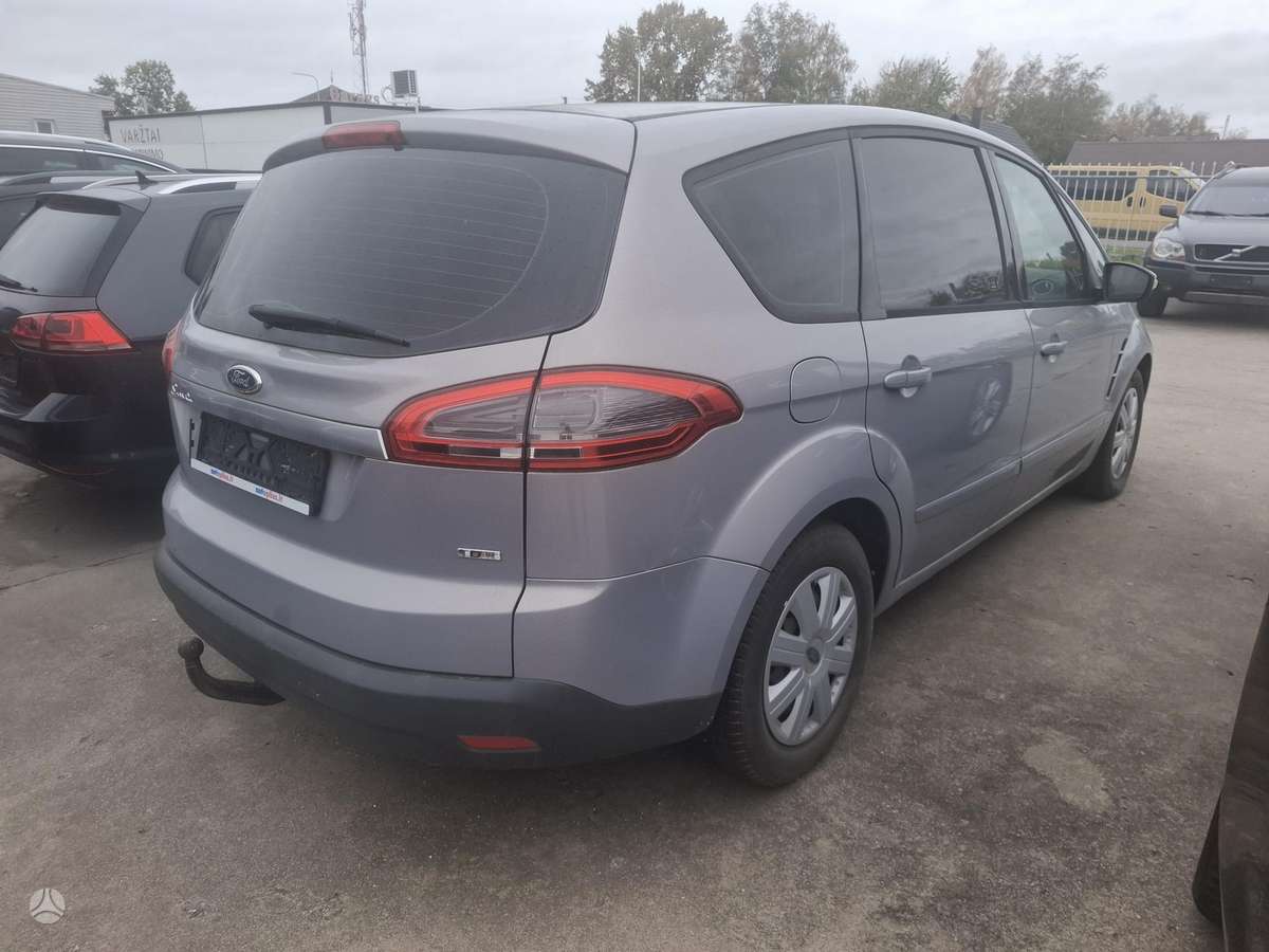 Ford S-MAX 2011 — engine 2000 cm³, 140 HP (103kW)