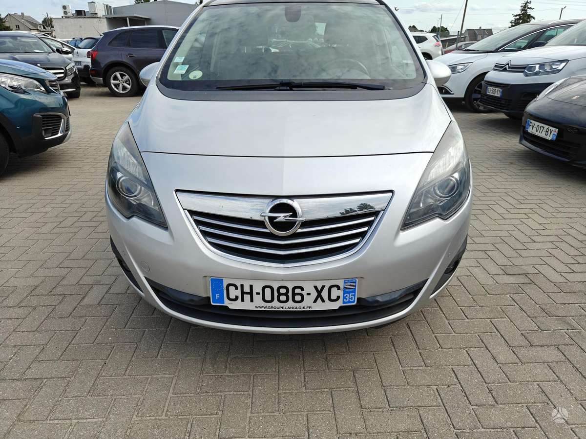 Opel Meriva 2012 — photo 9