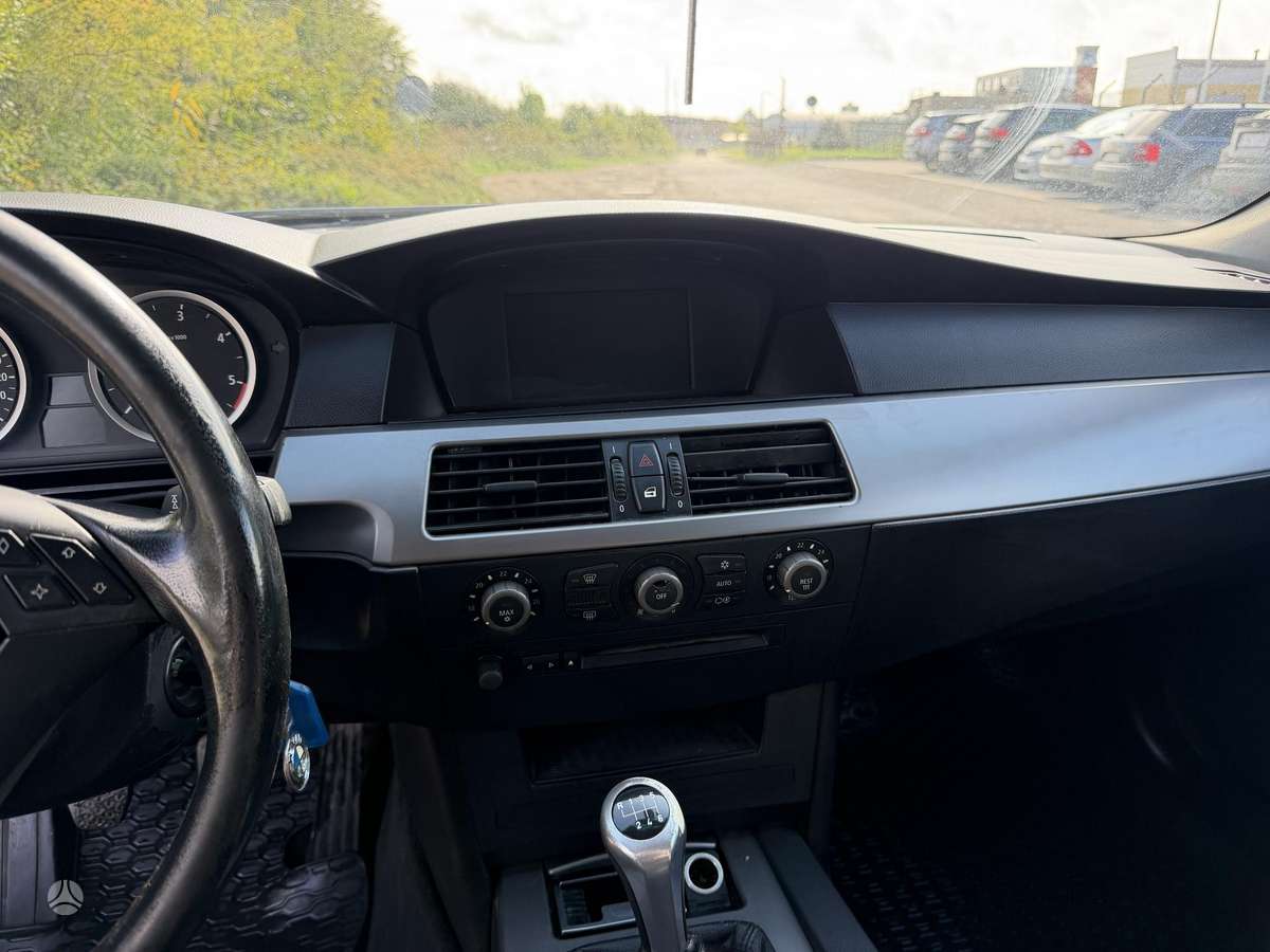 BMW 525 2005 — photo 6