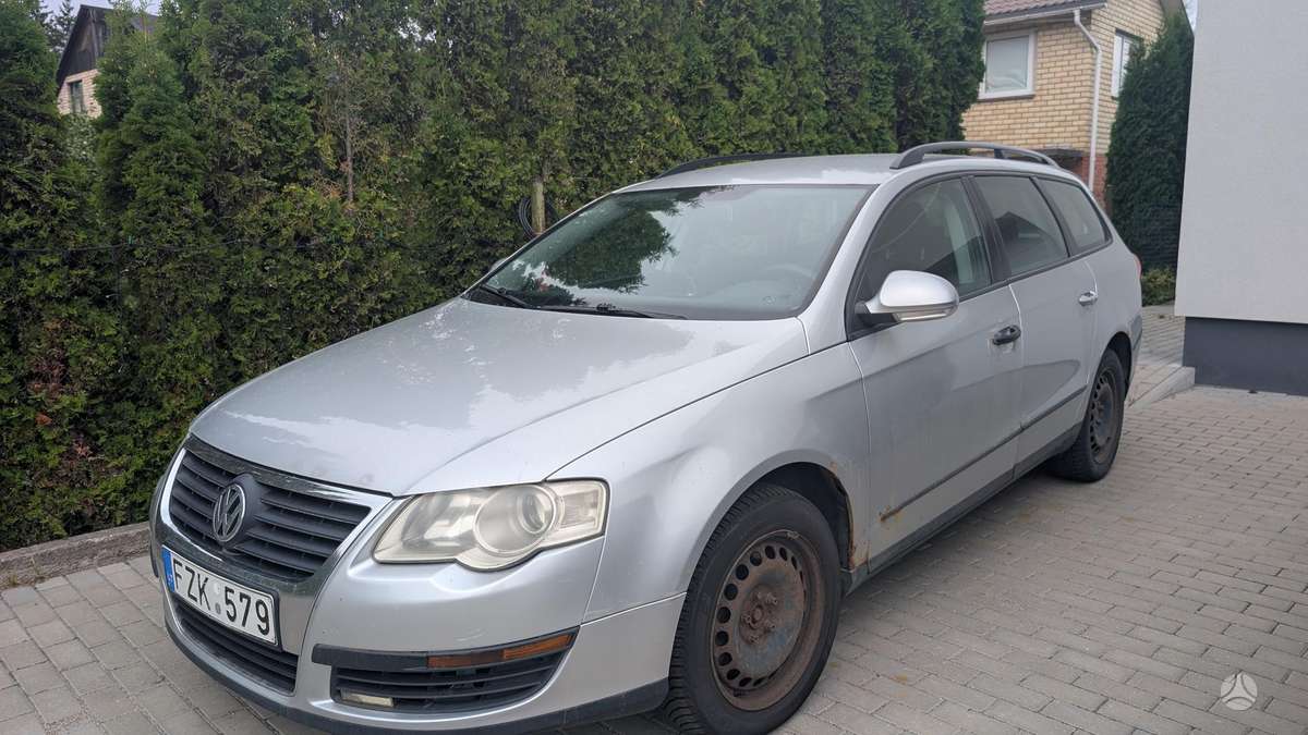 Volkswagen Passat 2007 — rear view