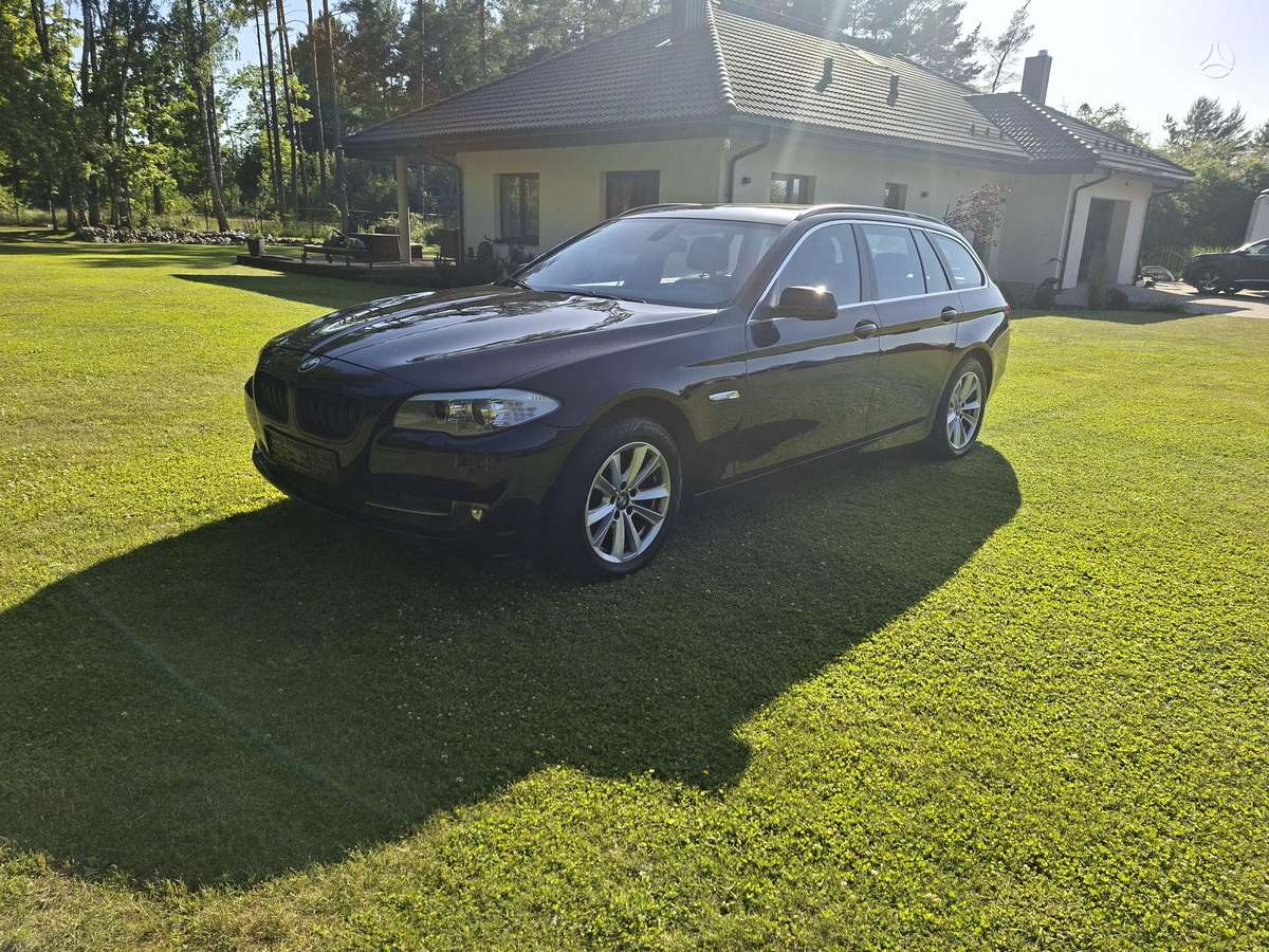 BMW 520 2011 — двигун 2000 cm³