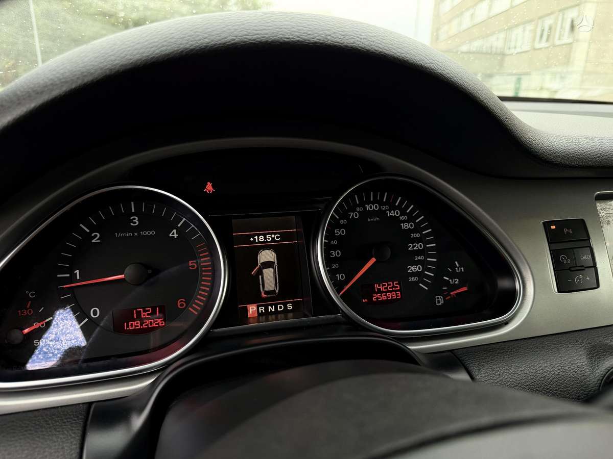 Audi Q7 2007 — photo 13