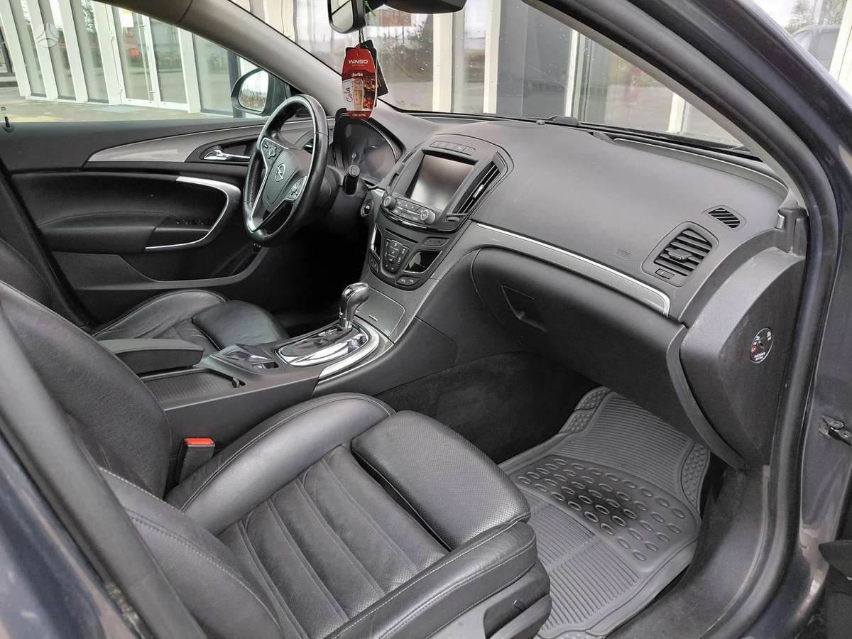 Opel Insignia 2014 — photo 12
