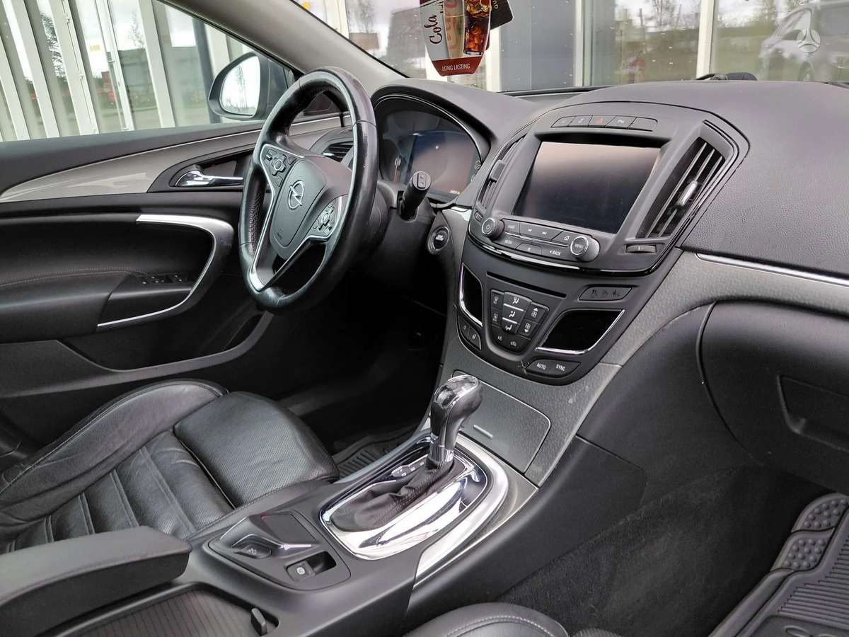 Opel Insignia 2014 — photo 13