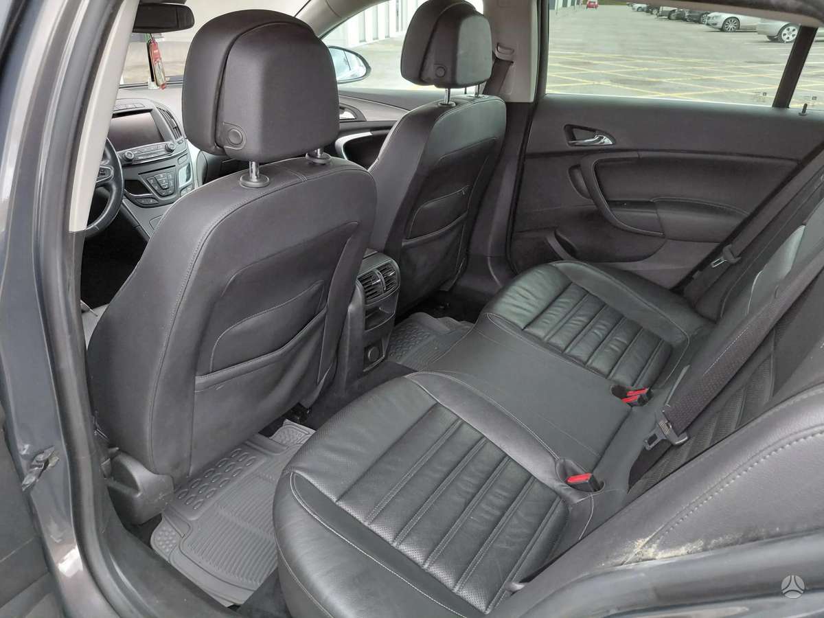 Opel Insignia 2014 — photo 9