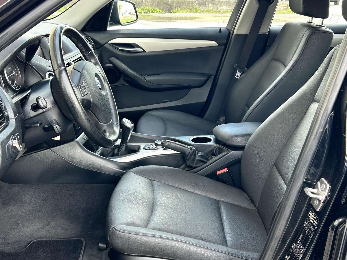 BMW X1 2014 — photo 13