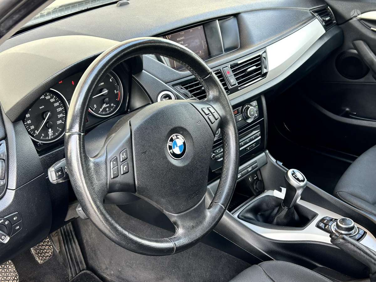 BMW X1 2014 — photo 14