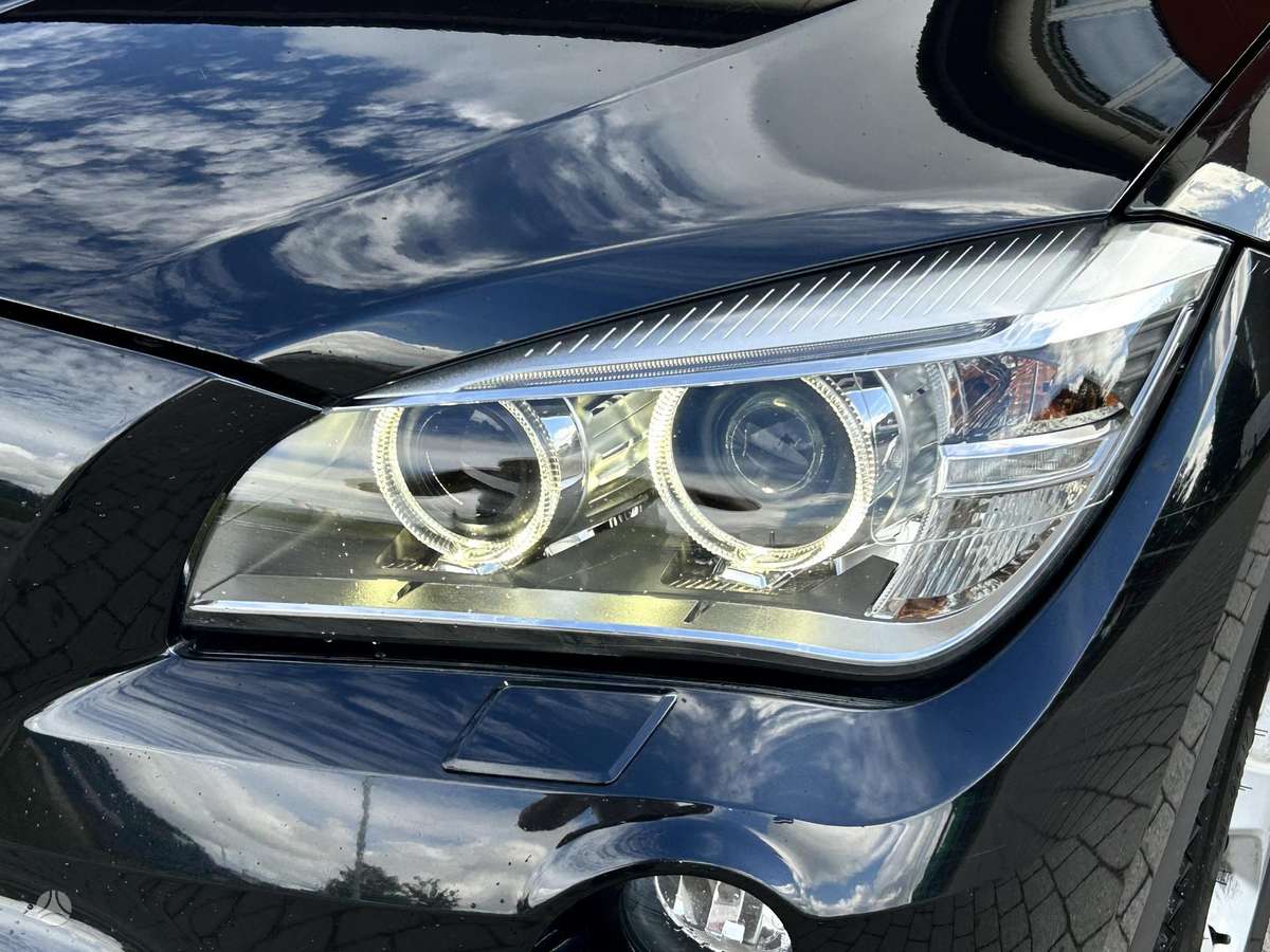 BMW X1 2014 — engine 1995 cm³, 143 HP (105kW)