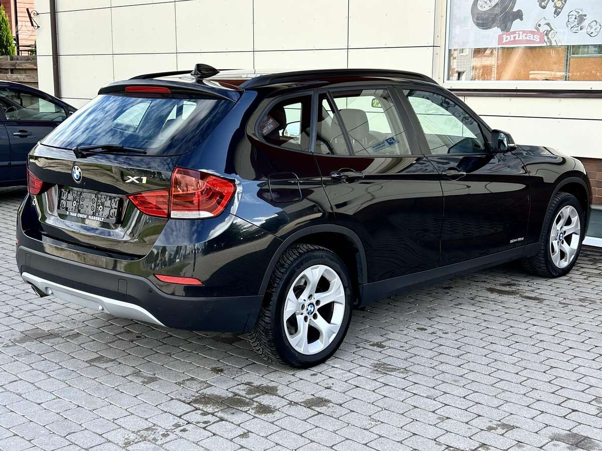 BMW X1 2014 — photo 9