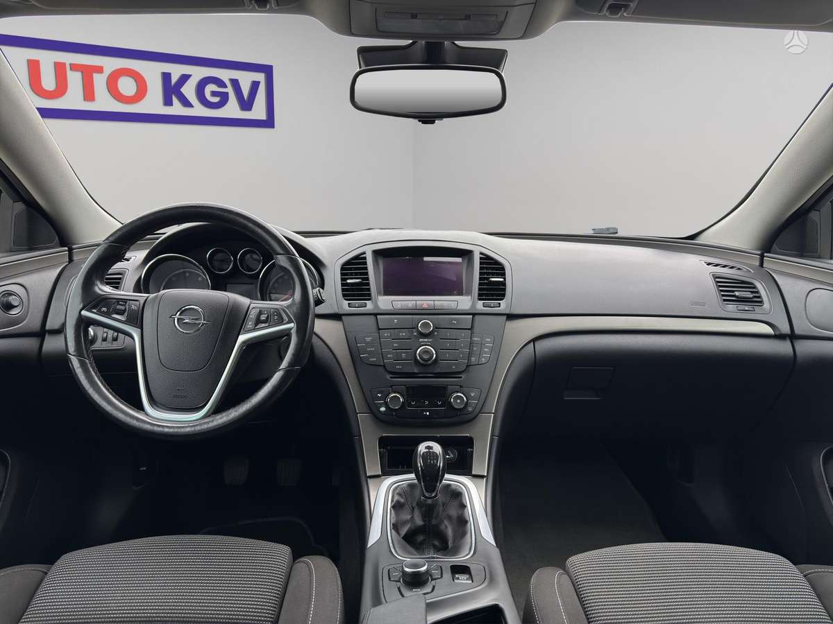 Opel Insignia 2010 — photo 12