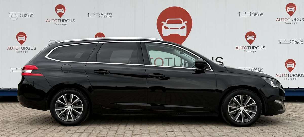 Peugeot 308 2014 — фото 11