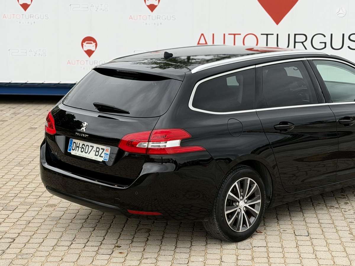 Peugeot 308 2014 — фото 17