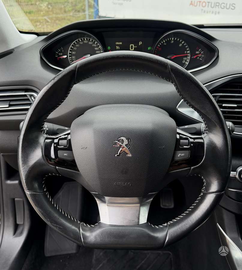 Peugeot 308 2014 — фото 39