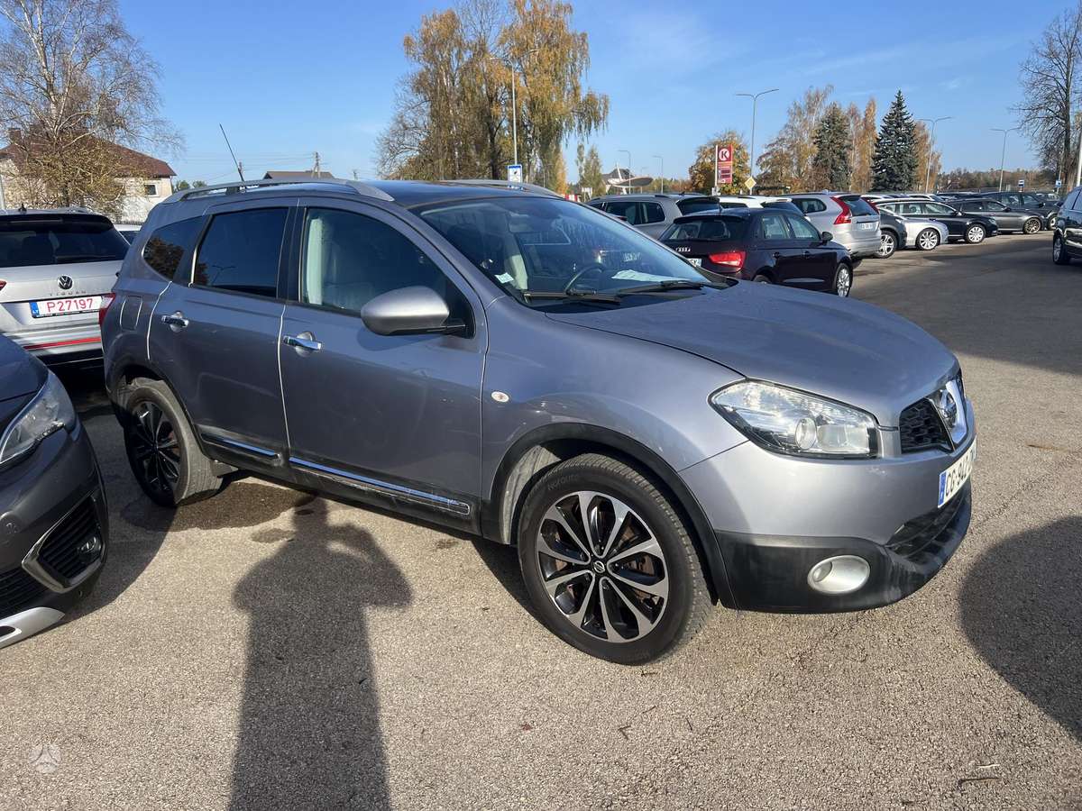 Nissan Qashqai+2 2012 — вигляд ззаду