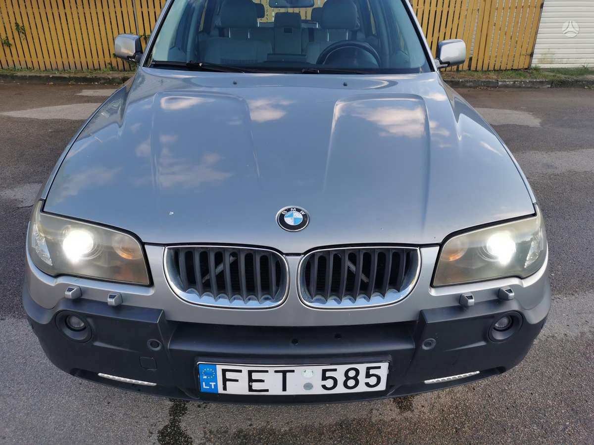 BMW X3 2005 — interior