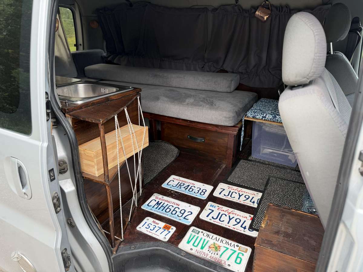 Hyundai H1 2006 — photo 11