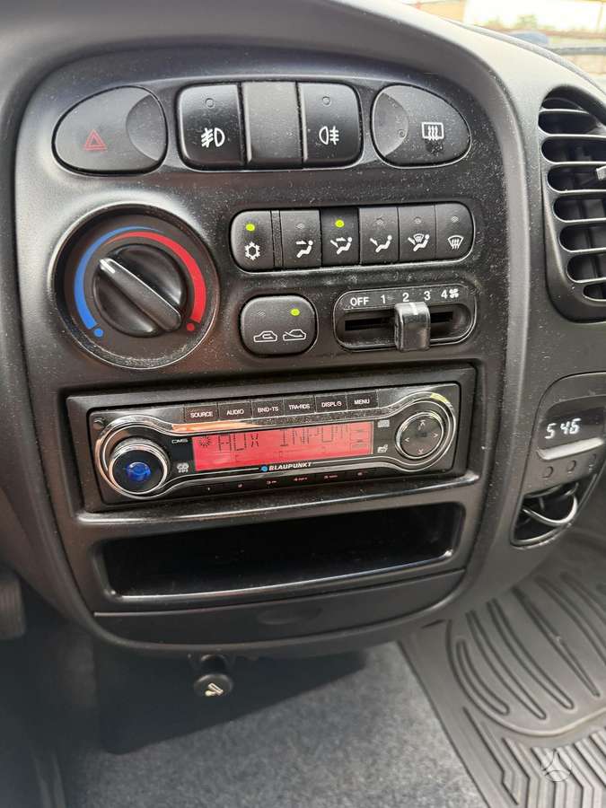 Hyundai H1 2006 — photo 13