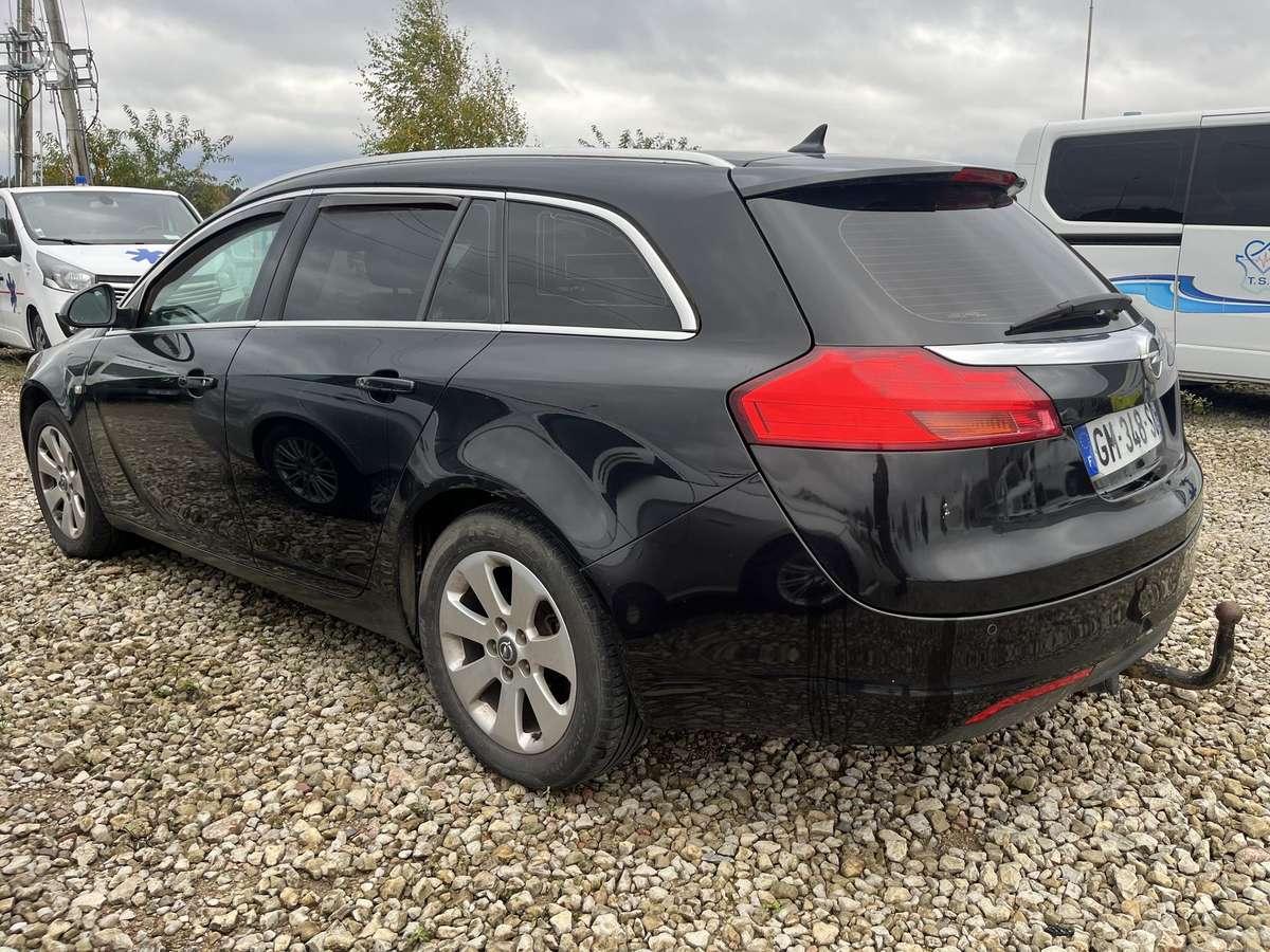 Opel Insignia 2011 — photo 6