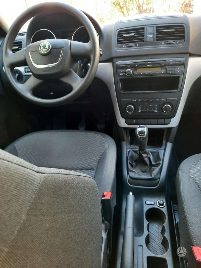 Skoda Yeti 2012 — photo 7