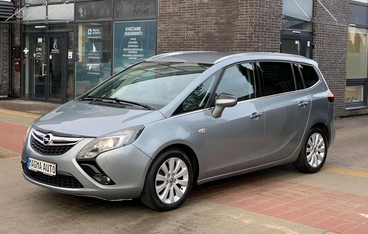 Opel Zafira, 2012