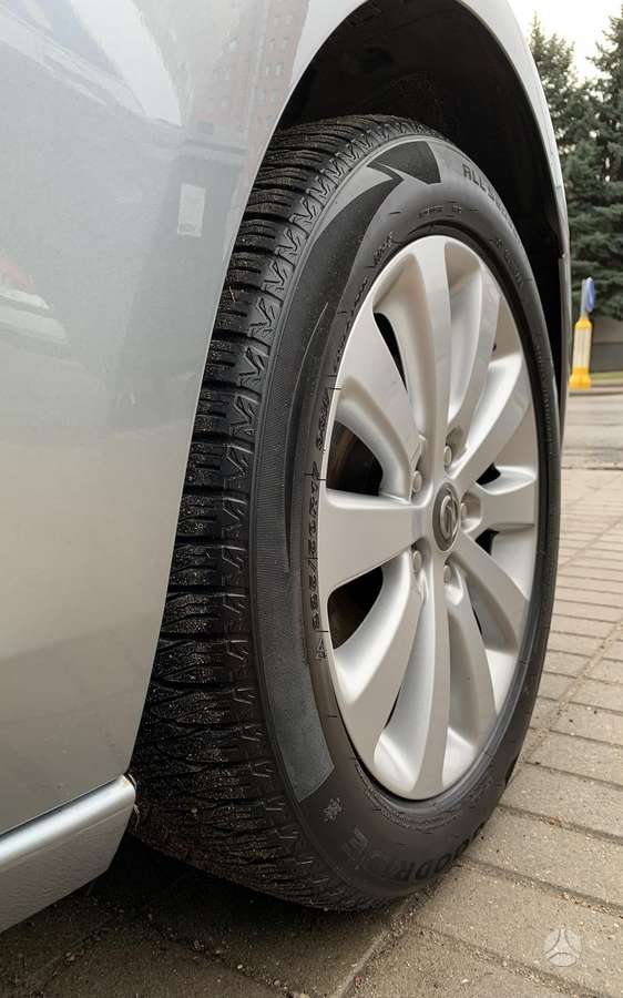 Opel Zafira 2012 — photo 15
