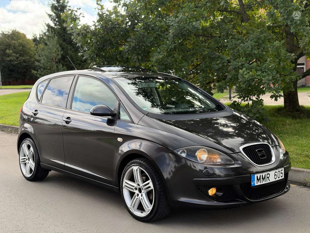 Seat Altea 2005 — rear view