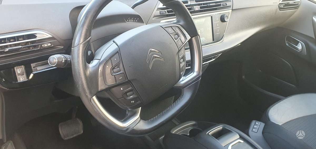Citroen Grand 2015 — photo 10