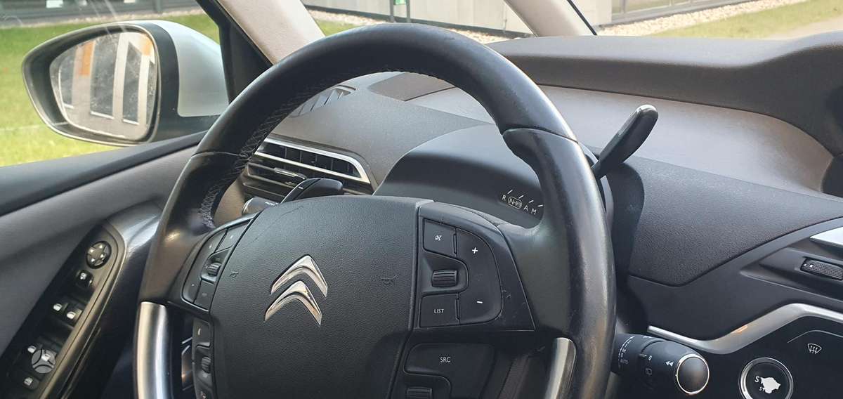 Citroen Grand 2015 — photo 11