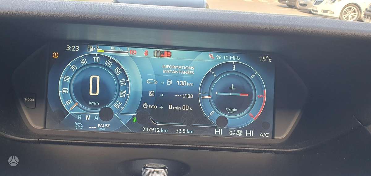 Citroen Grand 2015 — photo 12