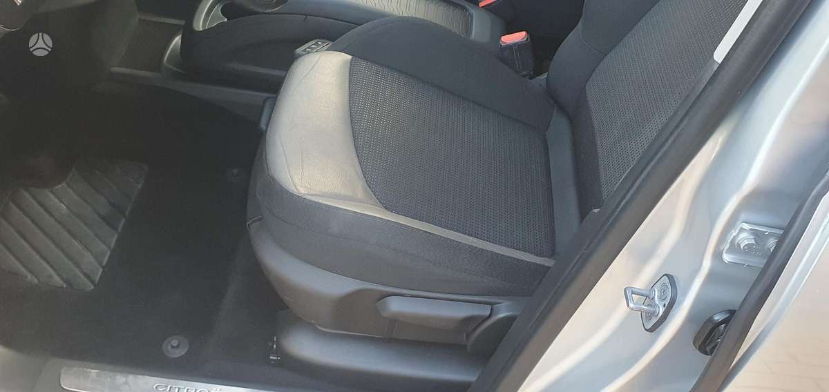 Citroen Grand 2015 — photo 16