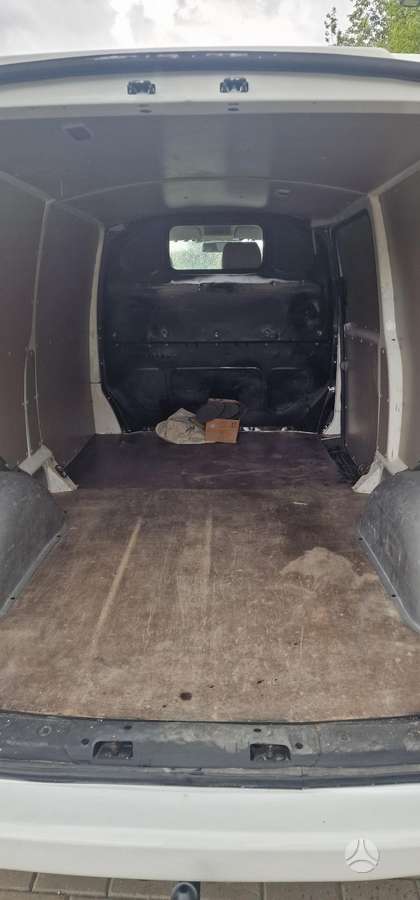 Volkswagen Transporter 2012 — photo 12